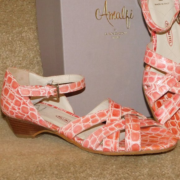 NIB $265 Pink Snakeskin Dogo Summer Side Sandals AMALFI by RANGONI 7 1/2… - Picture 2 of 2